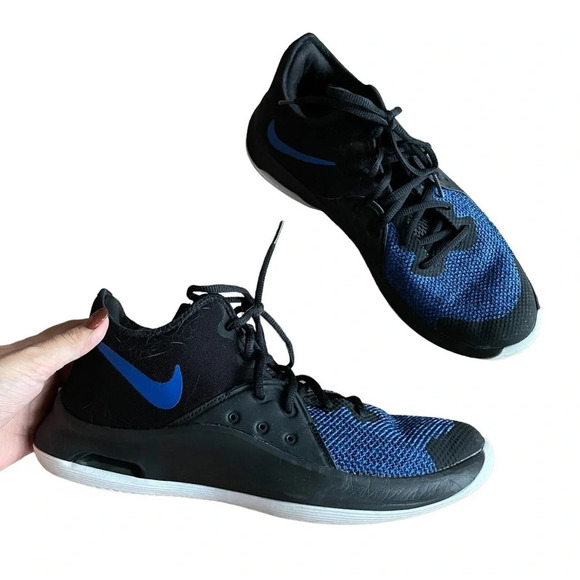 Nike Air • Versatile III Basketball Shoes - Picture 1 of 8
